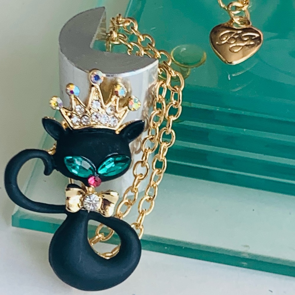 💋 3/$30 💋 Betsey Johnson Style - Cat Pendant/Brooch Necklace
